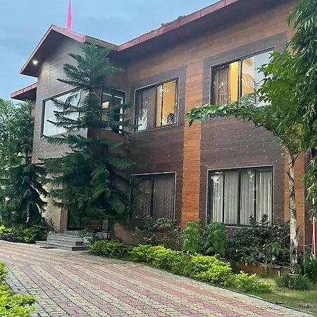 Tea Resort Saraswatipur Shaugaon 外观 照片