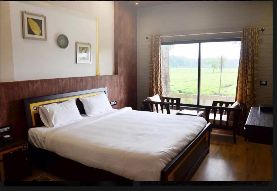 Tea Resort Saraswatipur Shaugaon 外观 照片