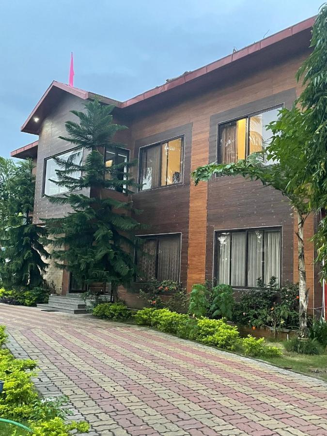 Tea Resort Saraswatipur Shaugaon 外观 照片