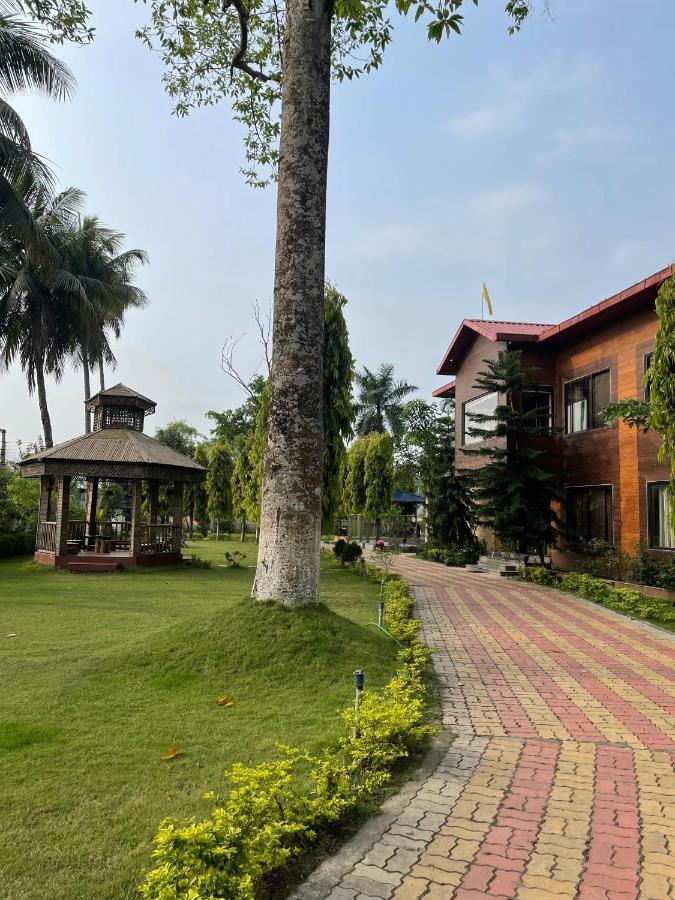 Tea Resort Saraswatipur Shaugaon 外观 照片