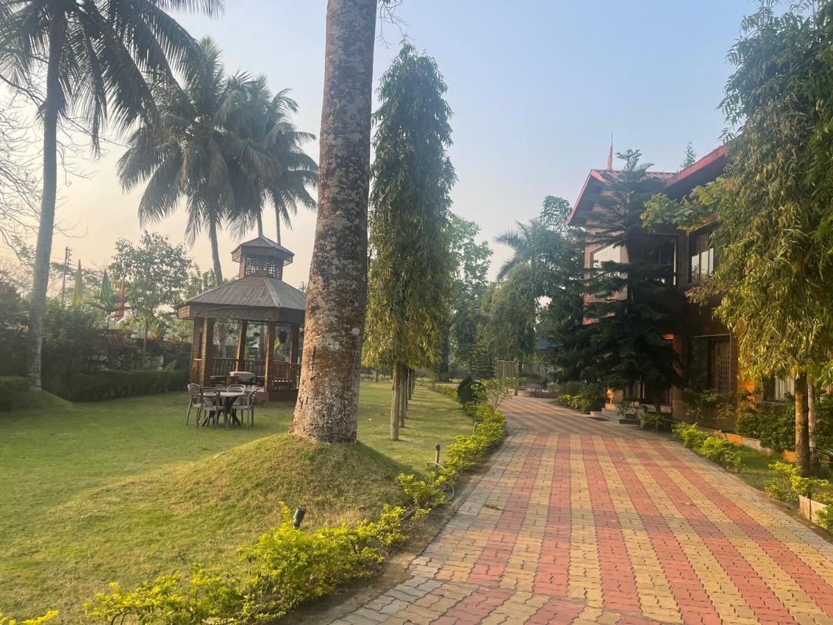 Tea Resort Saraswatipur Shaugaon 外观 照片