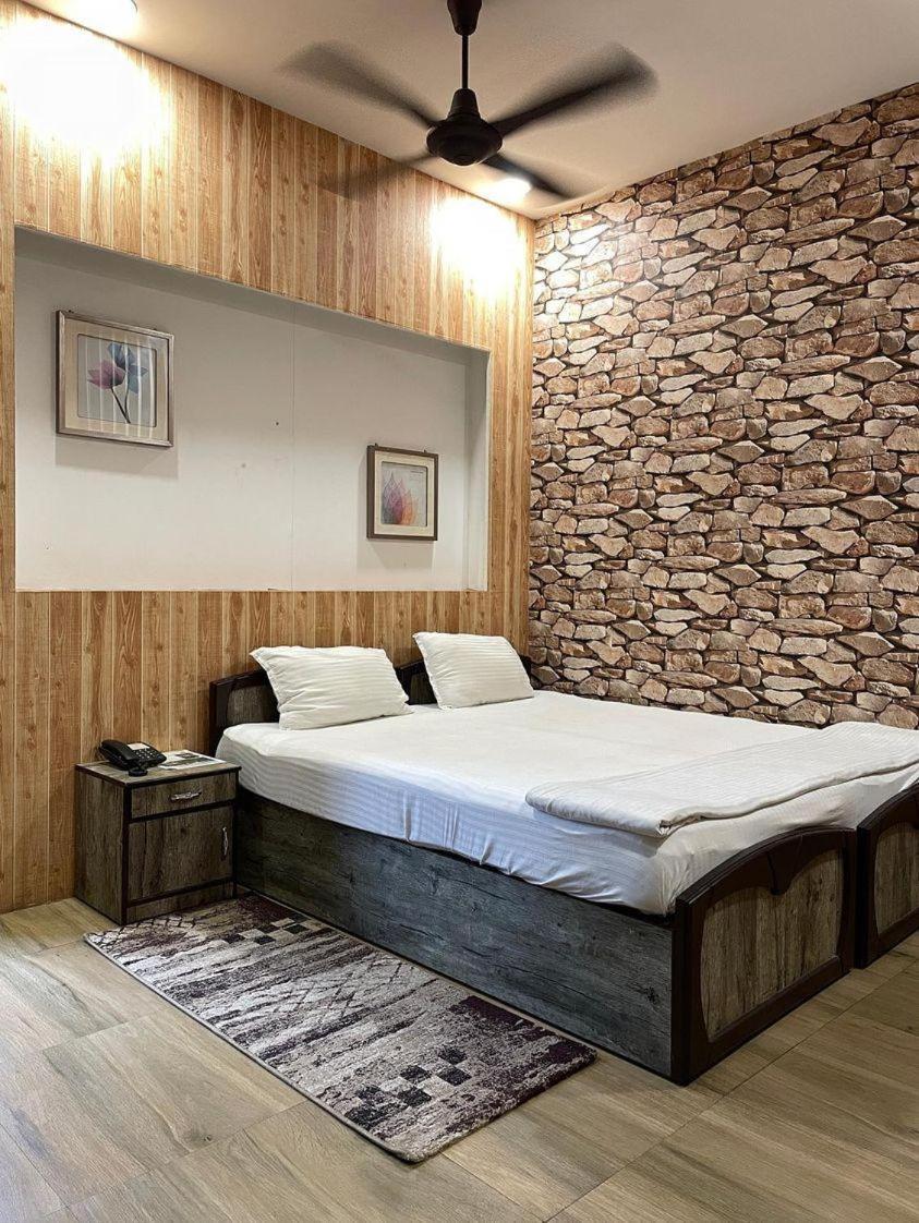 Tea Resort Saraswatipur Shaugaon 外观 照片