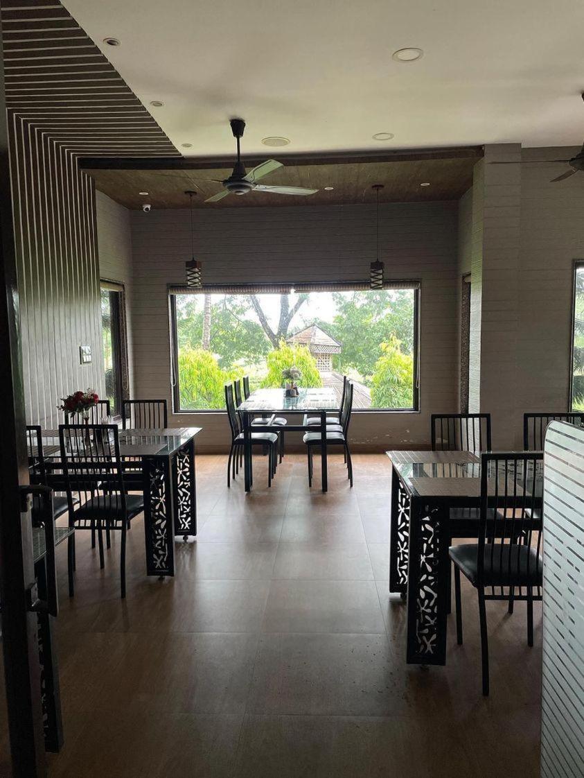 Tea Resort Saraswatipur Shaugaon 外观 照片