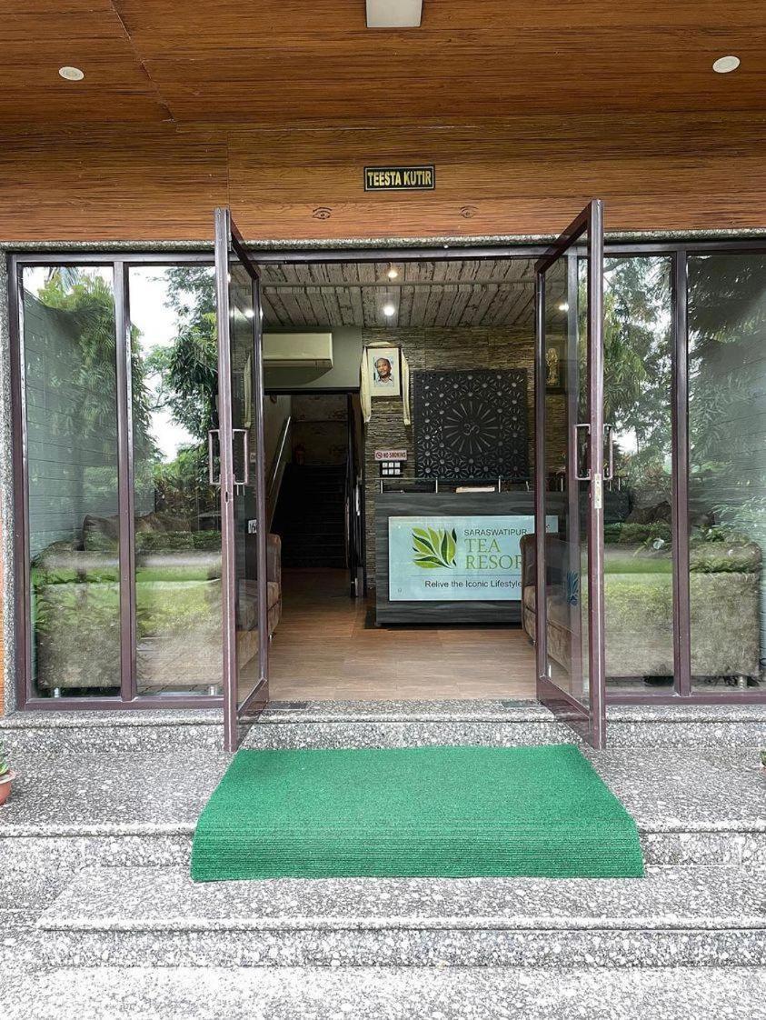 Tea Resort Saraswatipur Shaugaon 外观 照片